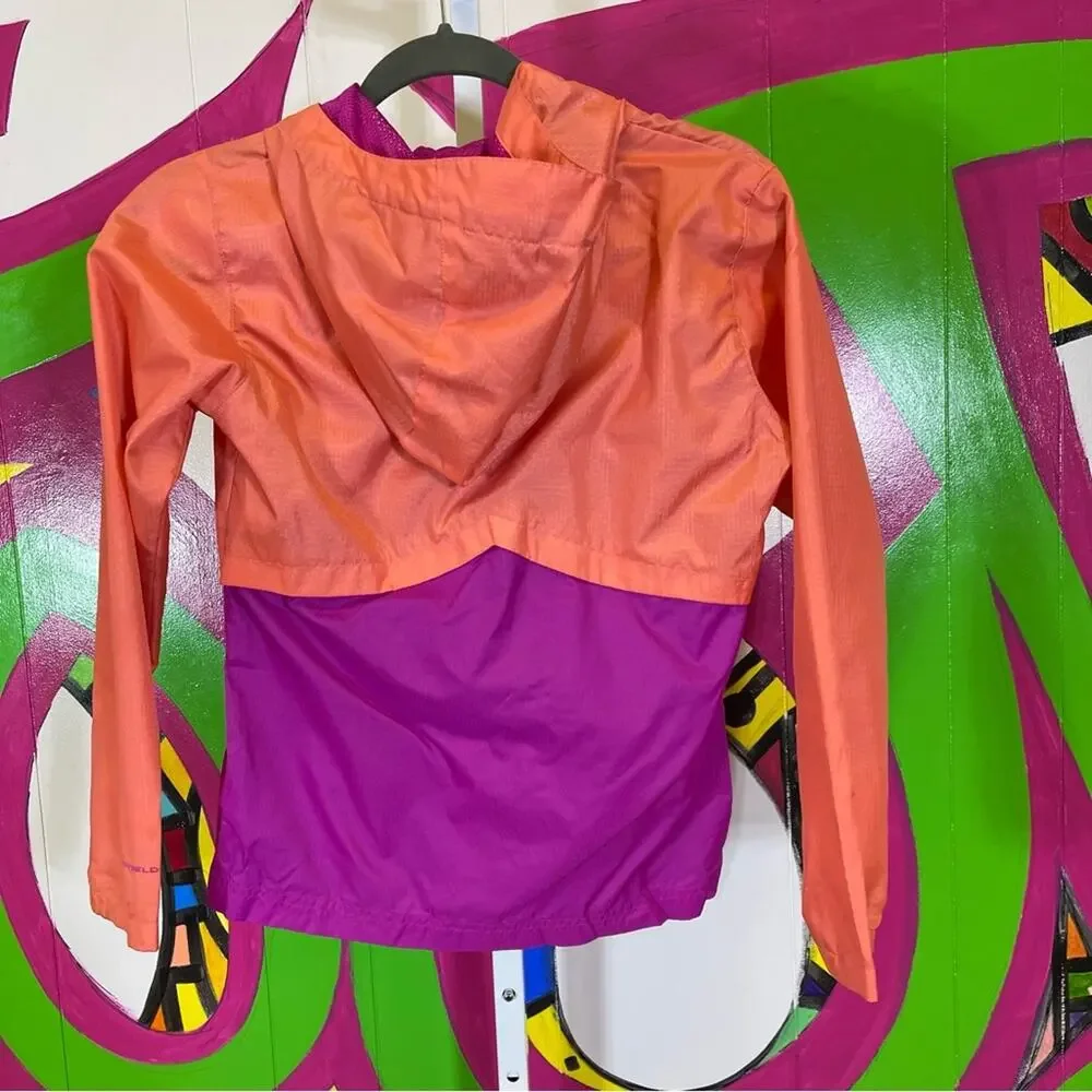 Columbia Windbreaker Jacket. Size M(10/12). In excellent condition!